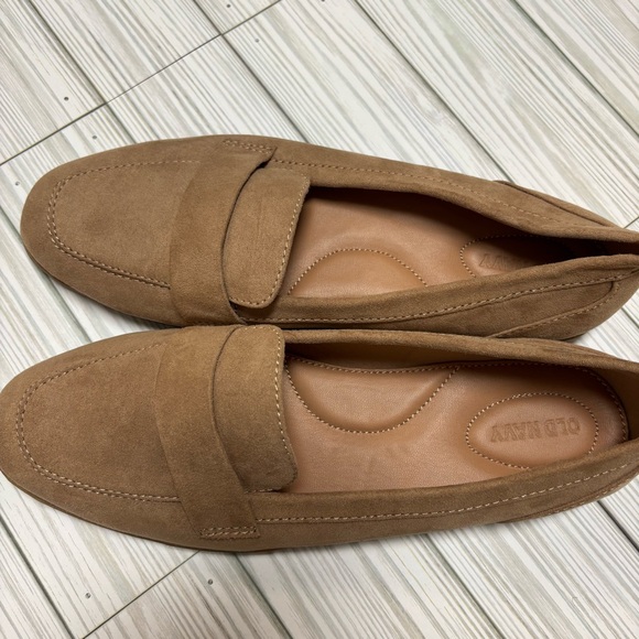 Old Navy Women's Faux Suede Tan Loafers Size 8 - Picture 7 of 7
